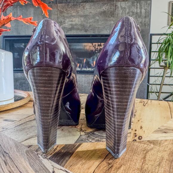 Calvin Klein Emmy Two-Toned Patent Leather Platform Heels in Plum, Women's 8.5W - Picture 5 of 10